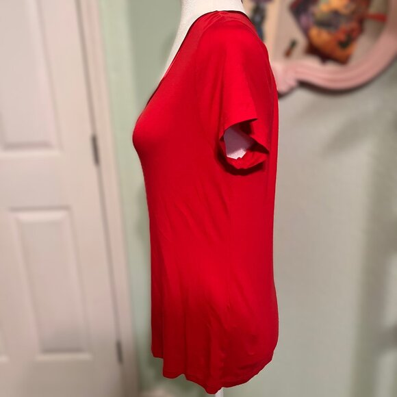 Basic Red Tee, Banana Republic, Size M - Picture 2 of 5
